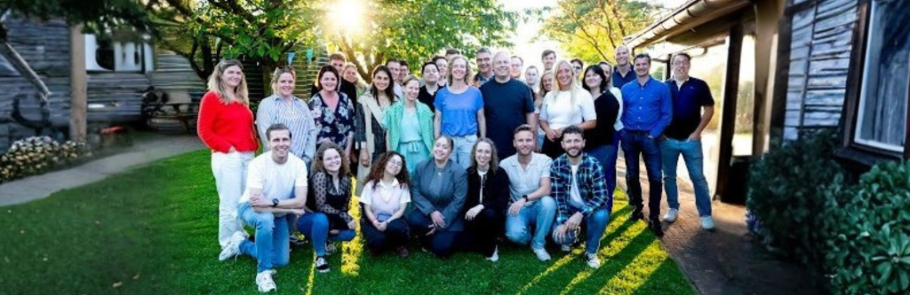 Pinkcube headerafbeelding - inspirerende werkgevers artikel Leercultuur MKB